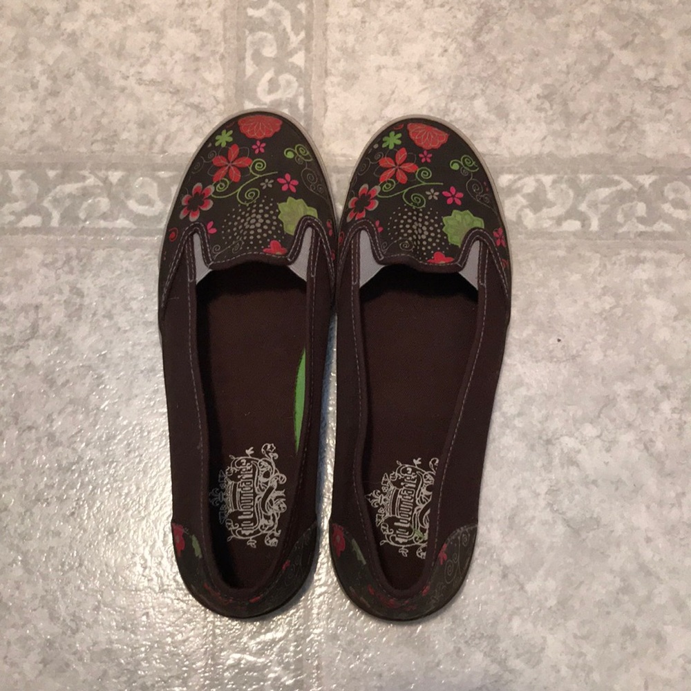 No Boundaries Daisie Canvas Shoes